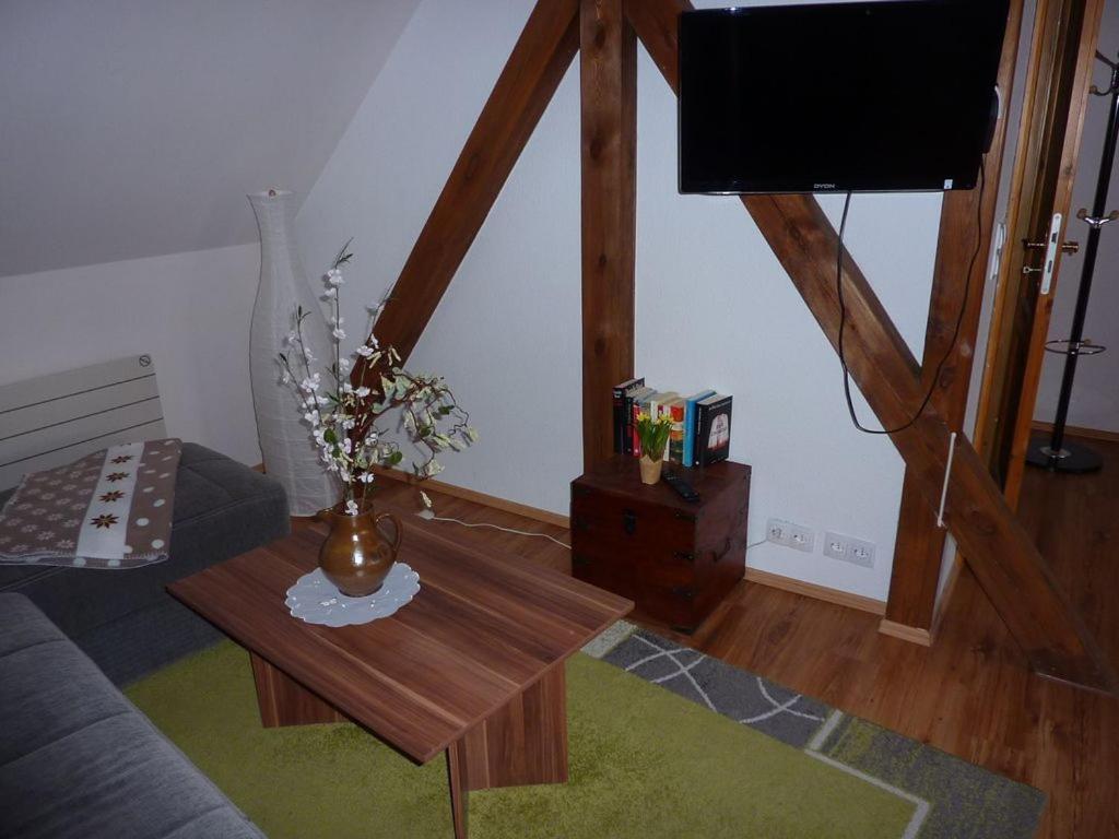 Ferienwohnungen An Den Linden Burg  Bagian luar foto